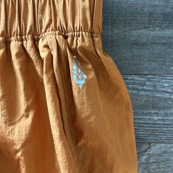 Free People The Way Home Shorts in Varsity Gold Size Medium - Picture 4 of 8